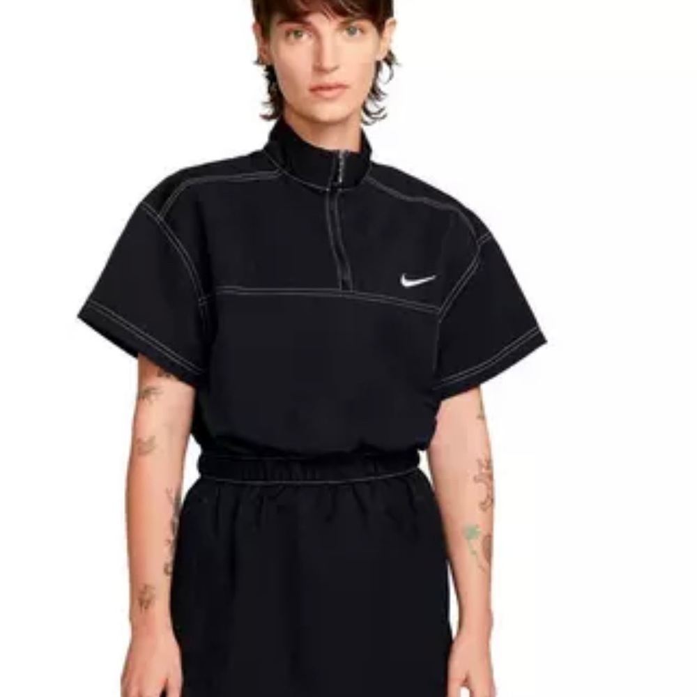 Nike Women's Sportswear Swoosh Woven Short Sleeve Dress